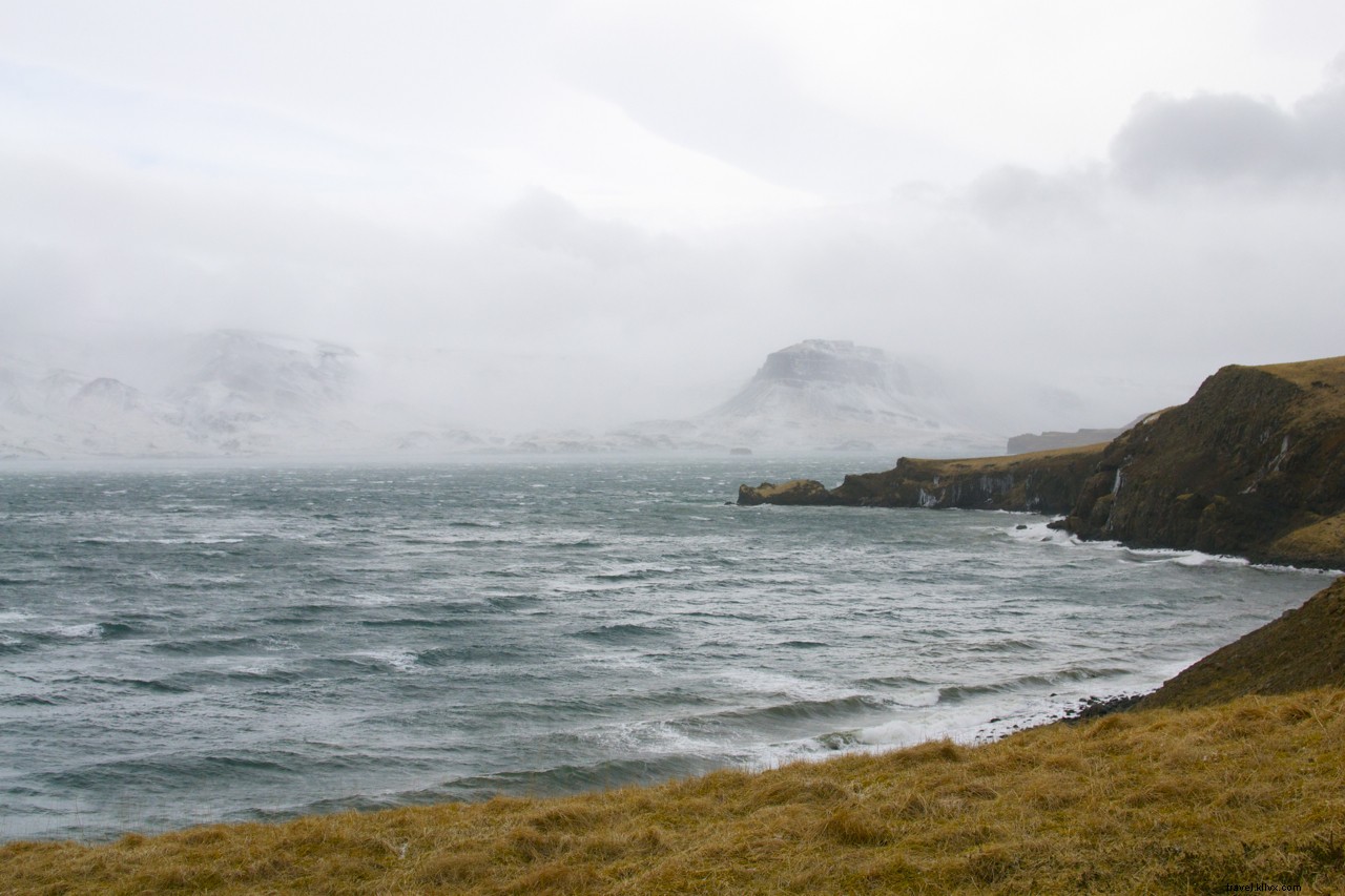 Cómo evitar electrocutarse y otros 9 consejos para un viaje por carretera en Islandia 